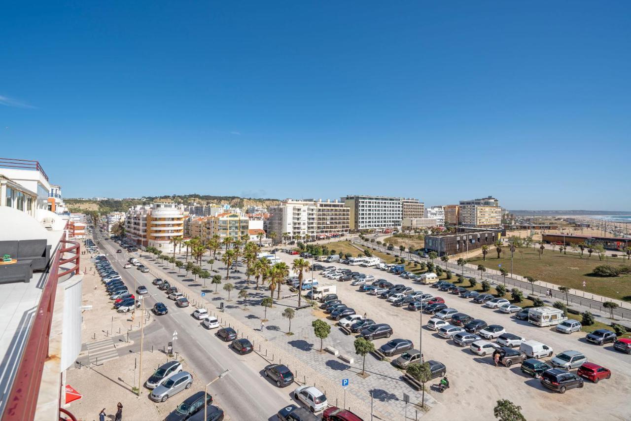 Costa Beach Apartment By The Portuguese Butler Costa da Caparica Exterior foto